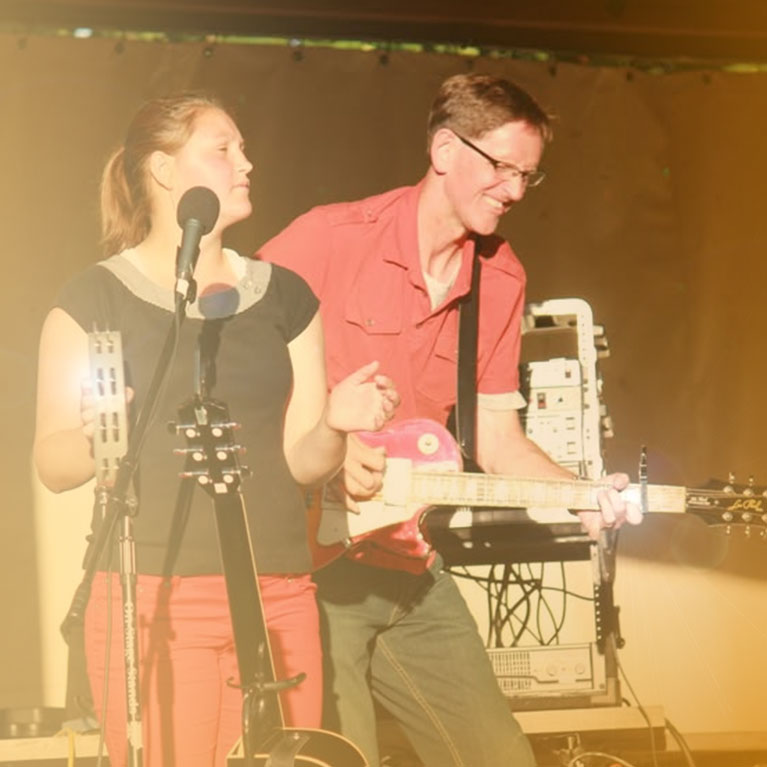 Rod & Kate Yeaker will perfrom country, classic rock, folk, and pop music at Union Orchards in Union, Nebraska